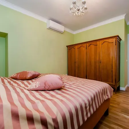 Adriatic Royal Sea View דירה *