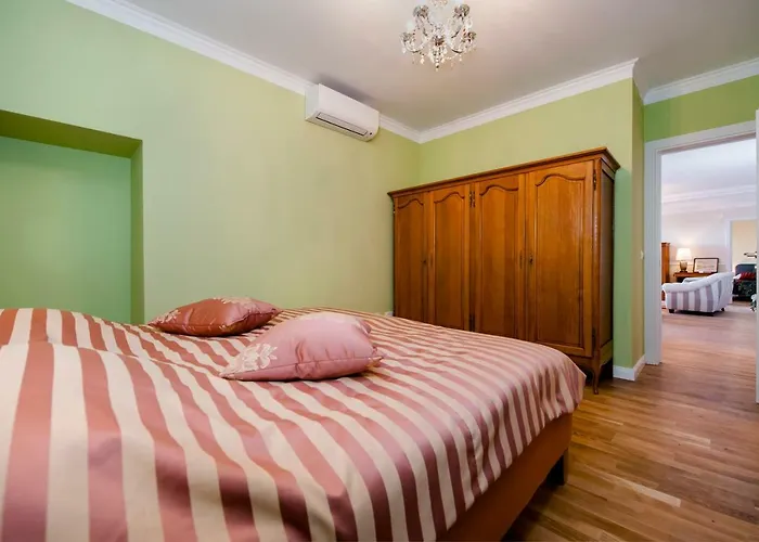 Adriatic Royal Sea View Apartament *