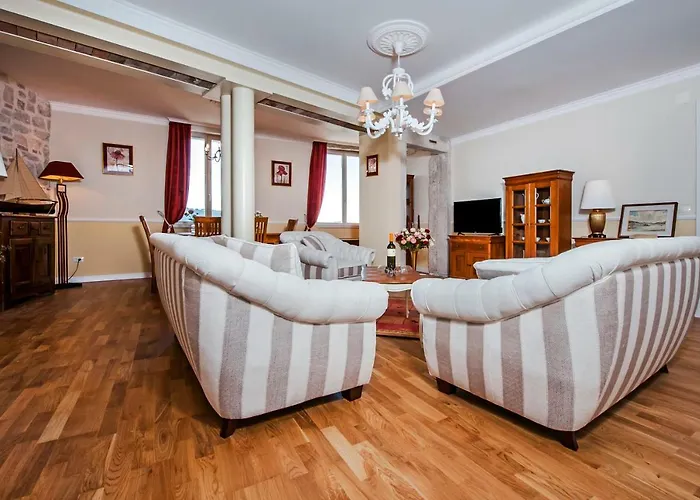 Adriatic Royal Sea View Apartament